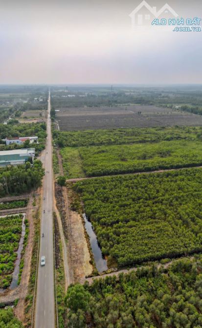 BÁN ĐẤT MT QUỐC LỘ N2 CÁCH SÂN BAY TÂN SƠN NHẤT 40KM GIÁ RẺ 2TR/M2 - 3