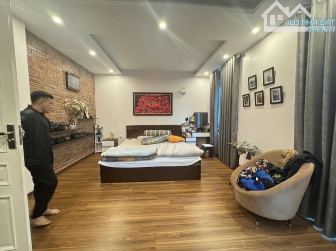 Bán Nhà Đông Tác 50m2, 7 Tầng Thang Máy, Oto Tránh, Vỉa Hè 15.5 Tỷ - 3