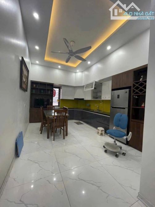 Nhà đẹp Cầu Diễn, Bắc Từ Liêm 7 chỗ qua nhà. 57m2 ở ngay, giá 9.4 tỷ - 3