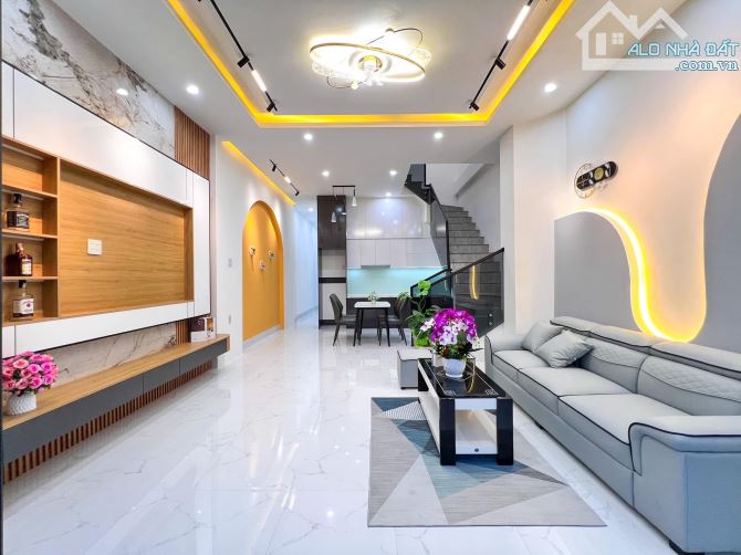 BÁN NHÀ TRỆT LẦU MỚI GÓC 3 MẶT TIỀN ĐƯỜNG TÔ VĨNH DIỆN - 3