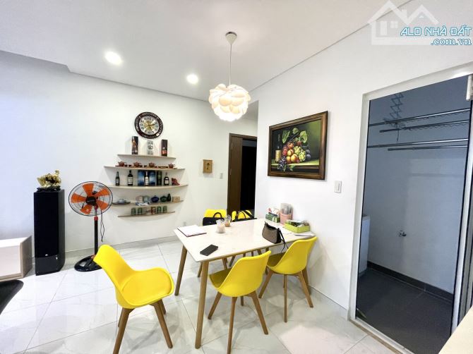 Bán Căn hộ Vip Hưng Phát Silver Star Nguyễn Hữu Thọ Nhà Bè 100m2 chỉ 3.9 tỷ - 3