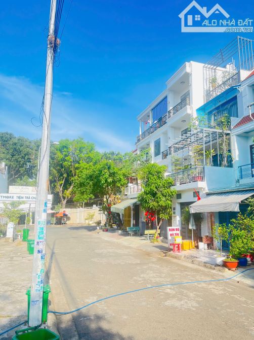 Bán lô đất mặt tiền đường 447B, Lê Văn Việt, Tăng Nhơn Phú A giá 7,2 tỷ - 3