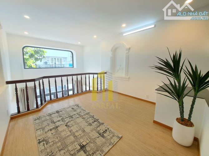 Nhà mặt tiền Đỗ Quang 3 lầu - nhà mới giá 50 triệu/th - 3