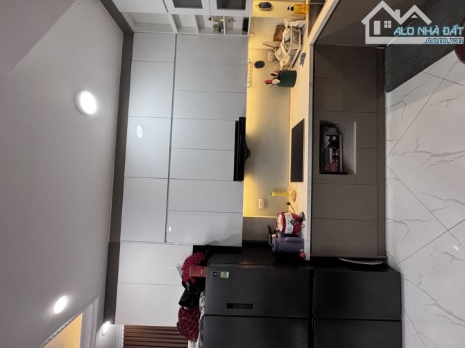 PHỐ NGUYỄN ĐỨC CẢNH💥SIÊU PHẨM NHÀ MỚI - Ở NGAY - NGÕ Ô TÔ, TẶNG LẠI 90% NỘI THẤT CAO CẤP - 3