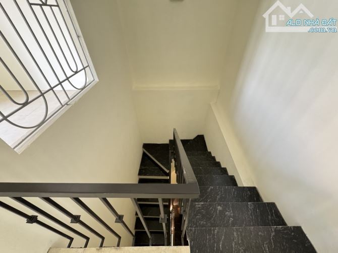 💥NHÀ ĐẸP LÝ SƠN, 48m, 4T, HAI MẶT NGÕ, Ô TÔ ĐỖ CỔNG, GIÁ CHÀO NHỈNH 6 TỶ. - 3