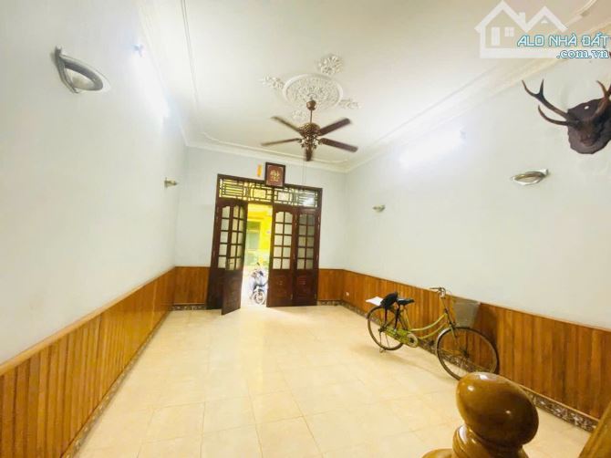 Bán nhà KĐT Đại Kim - Nguyễn Cảnh Dị. Diện tích 54m2, 4 tầng, mặt tiền 4.3m -17.3 tỷ ( tl) - 3