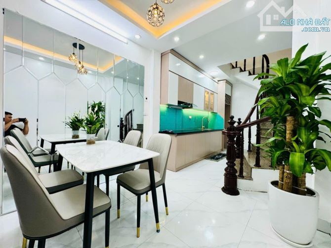 AN DƯƠNG VƯƠNG- 35m2x Mt 4,2- 15M Ô TÔ ĐỖ - NGÕ THÔNG- HÀNG XÓM CIPUTRA, giá 6 - 3