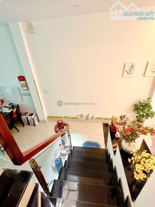 BÁN NHÀ 3 TẦNG – HUỲNH VĂN GẤM, P. TÂY THẠNH, TÂN PHÚ – KHU DÂN TRÍ CAO, THOÁNG ĐẸP - 4
