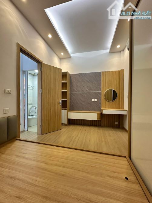 Bán nhà lô góc 50m², 4 tầng, ngõ thông thoáng, rộng rãi – Gần chợ Hà Đông, Giá 13 tỷ - 4