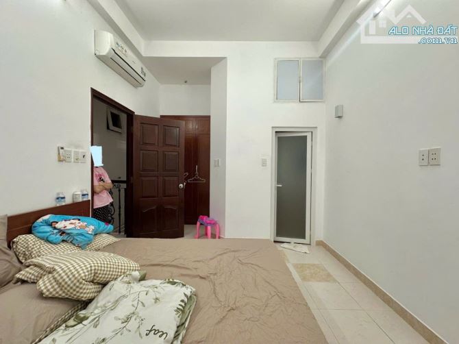 (PHÚNHUẬN) PHAN XÍCH LONG - PHƯỜNG 2. GẦN PHAN ĐĂNG LƯU - 4 TẦNG 10.5 TỶ TL. - 4