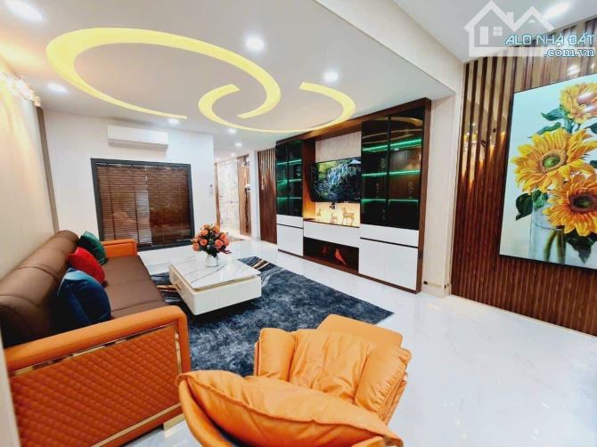 BÁN NHÀ GÓC 2 MẶT HẺM HUỲNH VĂN BÁNH, PHÚ NHUẬN CHỈ 6 TỶ - 4X10M NỞ HẬU 6M - 4