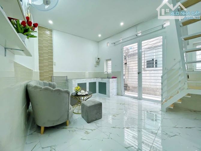 BÁN NHÀ TRỆT LẦU HẺM 49 ĐƯỜNG QUANG TRUNG SÁT ĐƯỜNG - 4