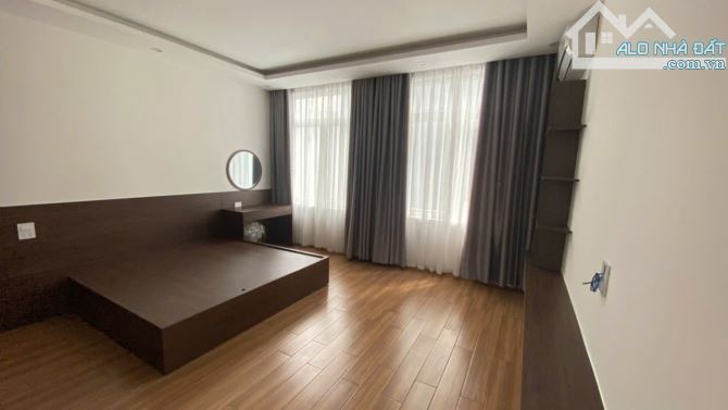 BÁN NHÀ MẶT TIỀN ĐƯỜNG LỚN KHU BIỂN PHẠM VĂN ĐỒNG ĐÀ NẴNG - 4