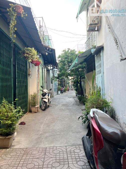Cho thuê nhà mới 2 tầng (4x16m) 3PN hẻm C1 Phạm Hùng P5Q8 - 4