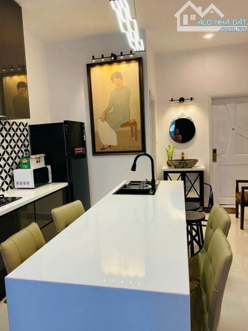 Bán nhà mặt tiền Hàn Thuyên Thành phố Huế (đang kinh doanh) chỉ 11 tỉ - 4