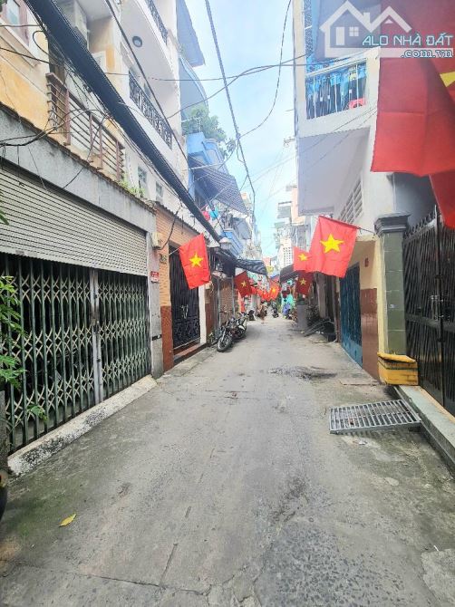 Bán nhà HXH ĐỢI CỬA Lý Chính Thắng Q.3, nở hậu, MT rộng thênh thang, nhỉnh 7 tỷ - 4