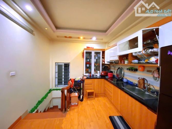 Bán nhà mặt phố Mai Dịch, 20,9 tỷ, 46m2, 5PN, 4WC, giá tốt, uy tín, Q. Cầu Giấy, HN - 4