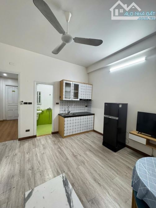 BÁN TÒA NHÀ NHÀ 8 TẦNG, DÒNG TIỀN 170TR/TH, ĐỐI DIỆN ĐẠI HỌC THƯƠNG MẠI, 100M2, Ô TÔ TRÁNH - 4