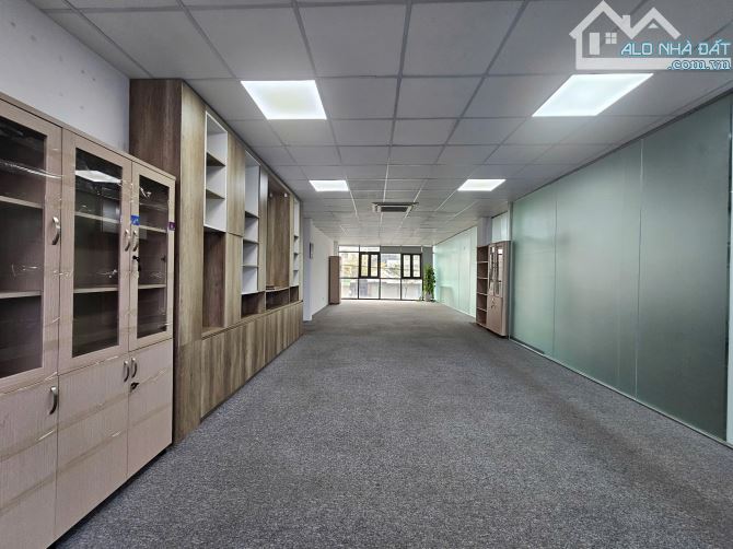 Bán nhà 3 Tầng Mặt Quốc Lộ 1A . Xuân Ổ B . dt 200m . mt 10m . hướng ĐN . giá 25 tỷ - 5