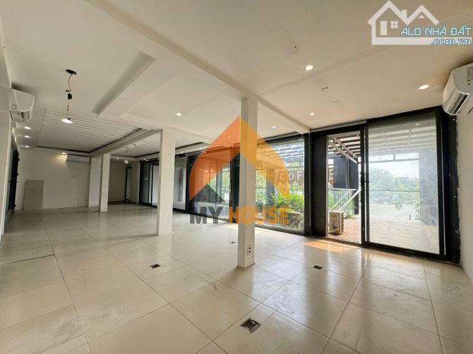 Ú OÀ ^^, Sàn văn phòng STYLE hiện đại ngay Trần Não giá hạt dẻ ạ - 5