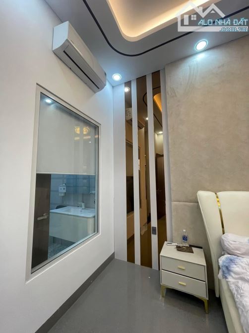 NHÀ MĂT TIỀN ĐƯỜNG NGUYỄN TRÃI PHỐ CŨ DT 8x18.5m GIÁ 19.5 TỶ - 5