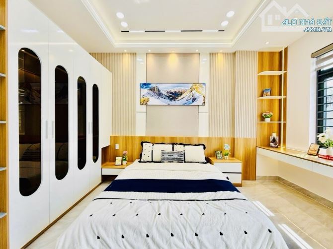 NHÀ ĐẸP 4 TẦNG – 2 MẶT HẺM HXH 8M – 4m ❌ 15m – GIÁP CHUNG CƯ DREAM HOME  - 6 Tỷ x - 5