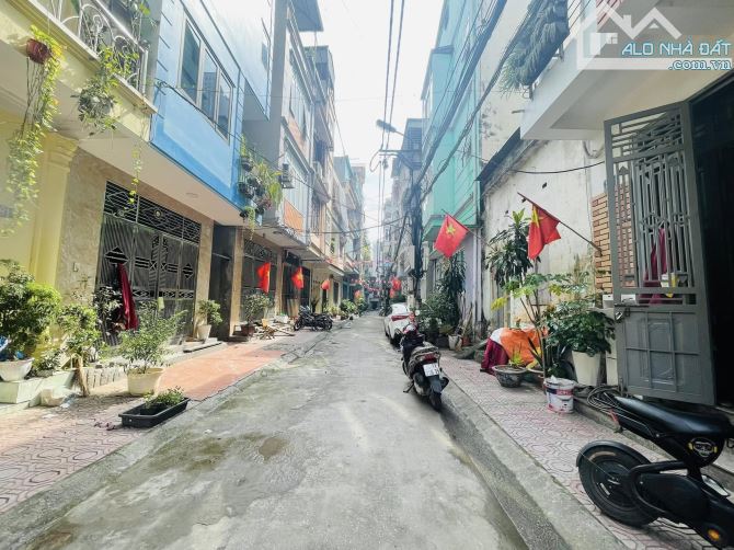 BÁN CHUNG CƯ Mi Ni MẶT PHỐ PHAN CHU TRINH 31 PHÒNG, DOANH THU 150TR/THÁNG 110M2 GIÁ 29 TỶ - 5