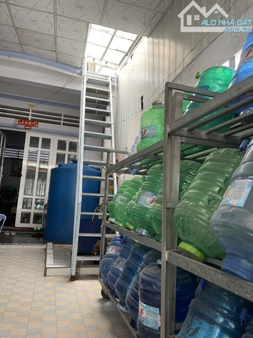 BÁN NHÀ + CƠ SỞ SẢN XUẤT NƯỚC SUỐI – HẺM XE TẢI, THỔ CƯ, GIẤY TỜ ĐẦY ĐỦ - 5