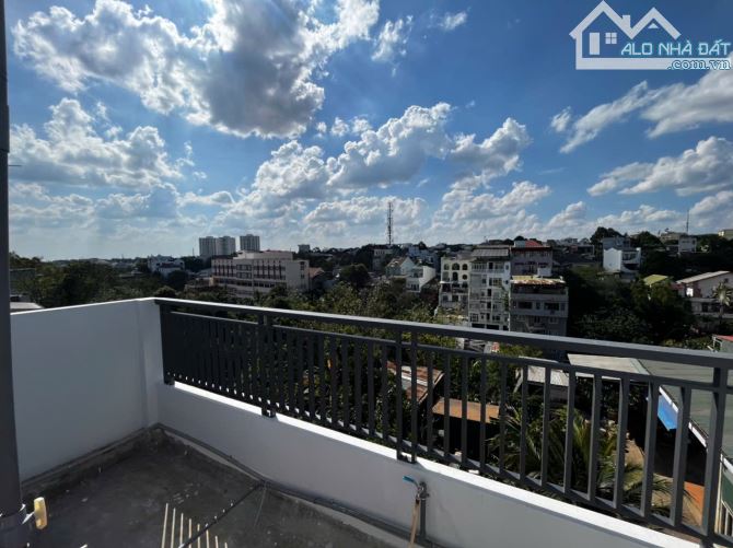 NHÀ 2 Mặt Tiền hẻm Nguyễn Lâm-Tân Lập 6x20 giá 3tỷ450 - 6