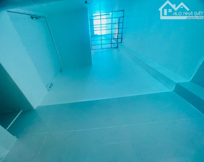NHÀ ĐẸP 2 TẦNG, 45M2 - BỆNH VIỆN HỒNG ĐỨC, SÁT HẺM Ô TÔ - 4 tỷ 7 NHỈNH - 6