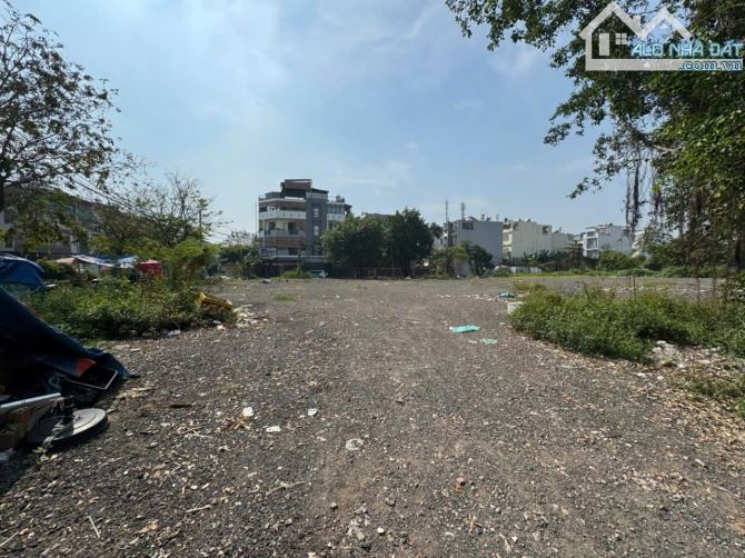 cho thuê 3000m2 đất trống góc 2 mặt tiền ngay 3 khu dân cư Nguyễn Văn Linh bình chánh - 6