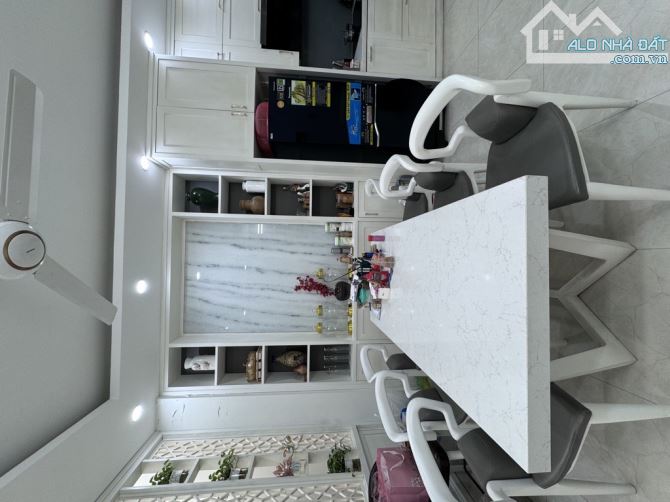 Hồ Tùng Mậu 42m. 6 tầng. Gần phố. 2 thoáng. Tặng toàn bộ nội thất. 8,5 tỷ. - 6