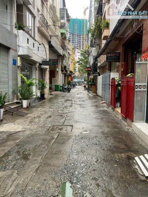 NHÀ 4 TẦNG TRUNG TÂM QUẬN 1 - Cách Bùi Viện 100m. - 6