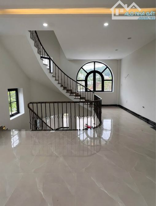 Bán nhà 4 tầng mới mặt tiền đường Duy Tân, phường An Cựu, ngay trung tâm TP Huế - 7