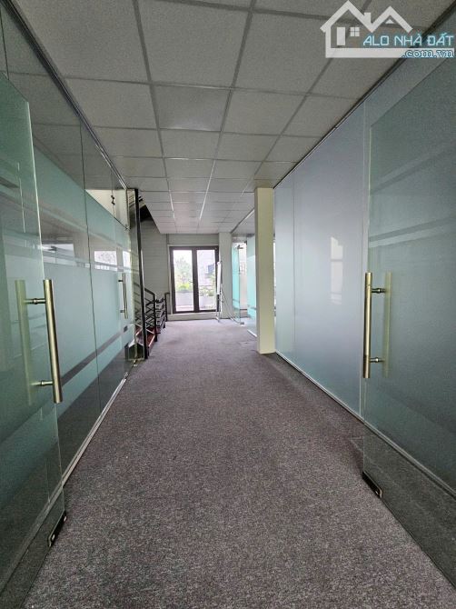 Bán nhà 3 Tầng Mặt Quốc Lộ 1A . Xuân Ổ B . dt 200m . mt 10m . hướng ĐN . giá 25 tỷ - 7