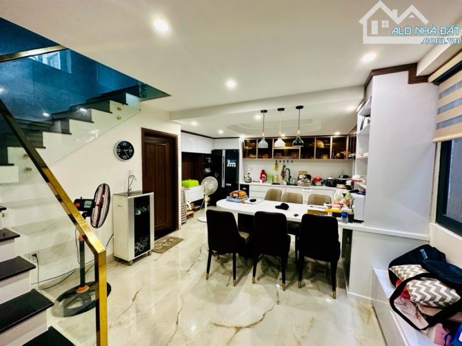 Bán nhà mặt tiền Đinh Tiên Hoàng - 7