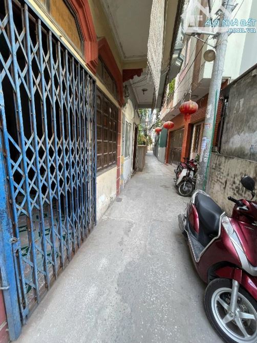 BÁN NHÀ MINH KHAI -NHÀ DÂN XÂY - 2 THOÁNG - NỘI THẤT GỖ LIM XỊN SÒ - 41M- CHỈ 6,5 TỶ - 7