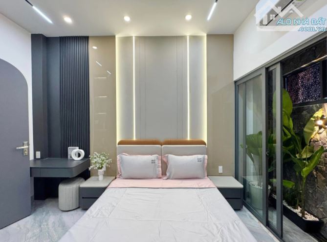 CHỈ HƠN 4 TỶ CÓ NGAY NHÀ ĐẸP TT THANH KHÊ - NGANG RỘNG - KIỆT Ô TÔ - DÒNG TIỀN ỔN ĐỊNH - 7