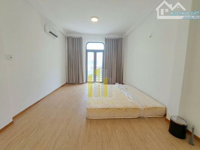 Nhà mặt tiền Đỗ Quang 3 lầu - nhà mới giá 50 triệu/th - 7