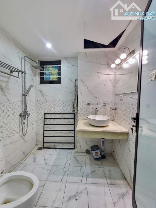 🏡 NHÀ ĐẸP Ô TÔ TRÁNH 38m2 - LÔ GÓC - GẦN SÔNG - KINH DOANH TỐT - GIÁ 5.35 TỶ! 🏡 - 8