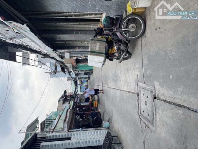 Bán dãy nhà trọ cho thuê đường Sinco, kế bên Aeon Mall Bình Tân, 110m2 nở hậu, 4.4tỷ Tl