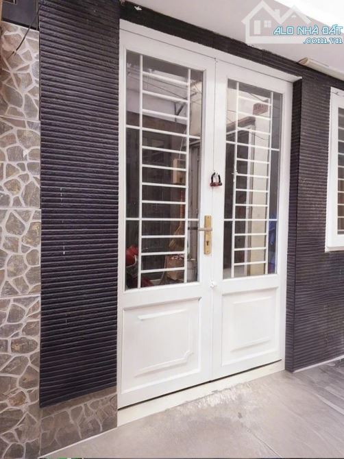Nhà Q3: 3 Tầng, 36m2, 2PN, Hẻm 3m, Nguyễn Đình Chiểu, Giá chỉ 5.5 Tỷ