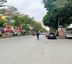 BÁN NHÀ MP TRUNG KÍNH  TÒA BUILDING VĂN PHÒNG 2 MẶT THOÁNG  98m2 7 TẦNG MẶT TIỀN 5M6