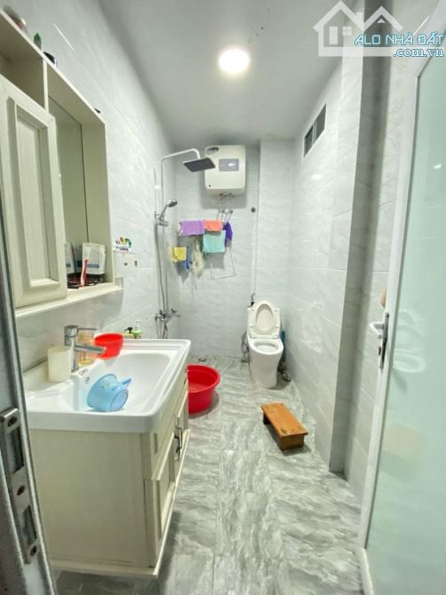 Bán gấp nhà riêng 4PN, 3WC, 41m² giá cực chất tại Nguyễn Chính, Tân Mai, Hoàng Mai, Hà Nội