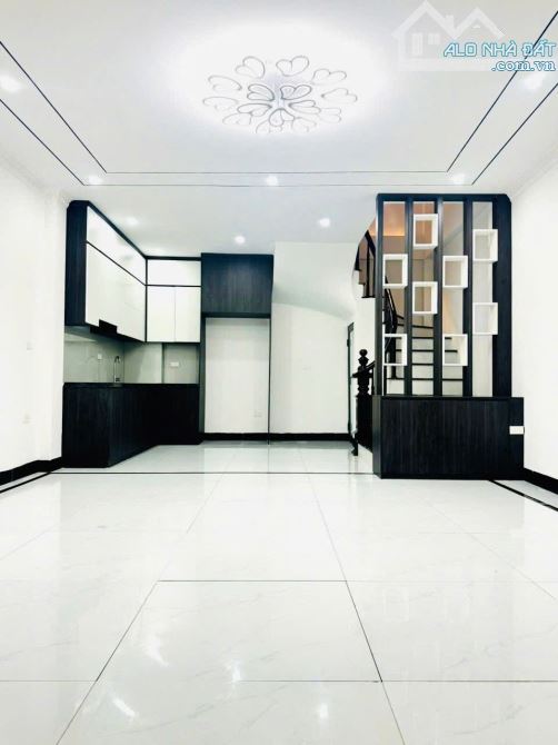 Nhà siêu hiếm - Văn Tiến Dũng - 40m2 - Nhỉnh 6 tỷ