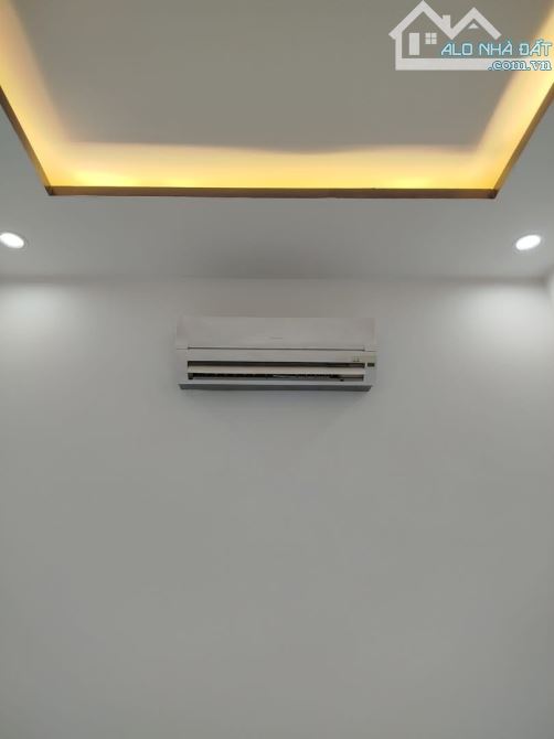 Nhà cách đường Đống Đa 30m, rộng 30m2, xây mới đẹp, giá rẻ