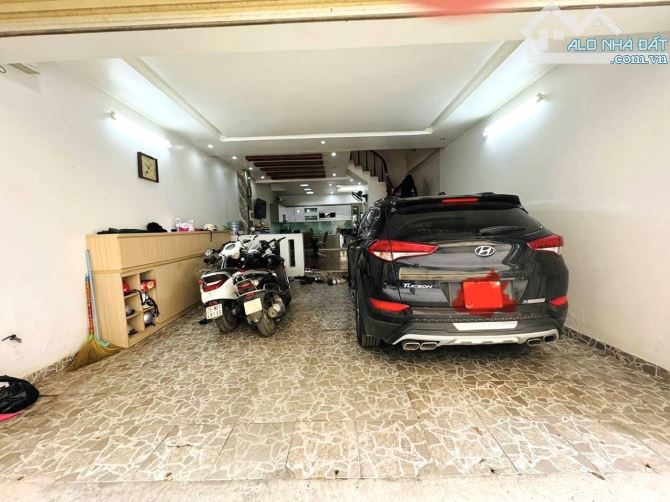 Phân lô ô tô tránh phố Lạc Trung - Hai Bà Trưng 75m 6 tầng giá 24.8 tỷ