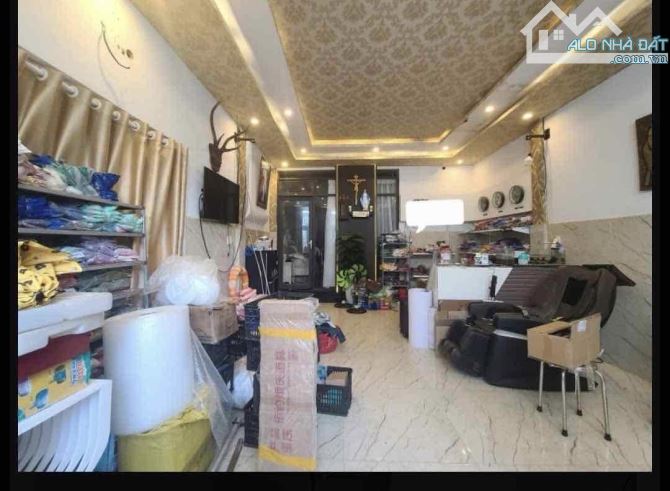 💥Tòa Cho Thuê 4 Tầng-Ngay Đại Học Kinh Tế -180m² Ngang 7m-Sẵn DT 80triệu/th-Giá 14 Tỷ