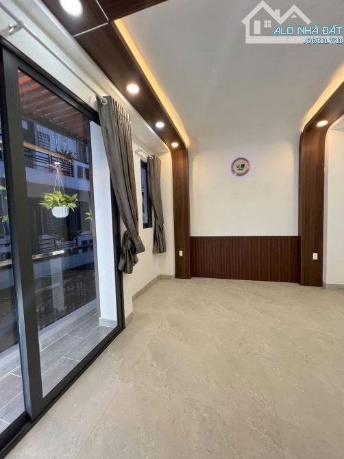 SIÊU PHẨM LÊ TRỌNG TẤN HXH 5M - KHU CAO TẦNG DÂN TRÍ - 4 TẦNG MỚI FULL NỘI THẤT CỰC ĐẸP