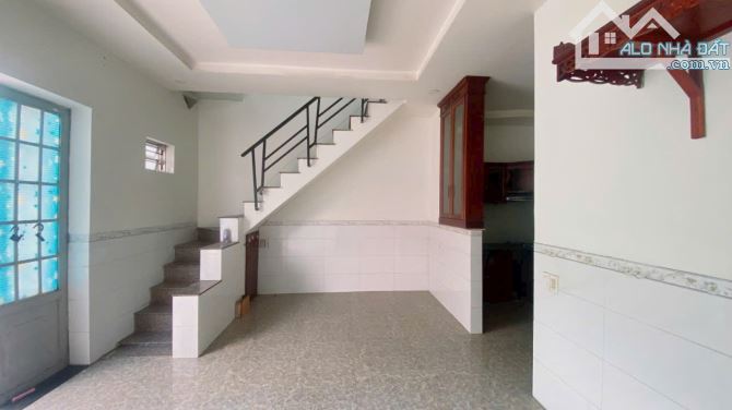 42m2 - 2 tầng 3pn - hẽm trước nhà 5m - gấp bán 3,98 tỷ tl